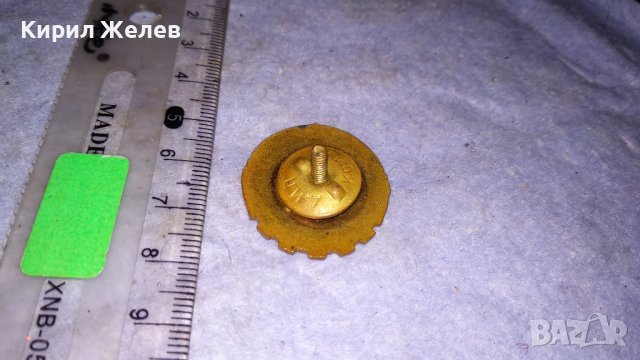 ТРЕТИ РАЗРЯД Стара СПОРТНА ЕМАЙЛИРАНА НРБ СОЦ ЗНАЧКА на ВИНТ 34233, снимка 2 - Колекции - 38970028