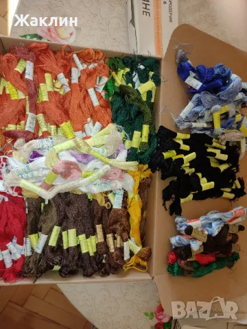 Конци Мулине - 308 бройки, снимка 3 - Други - 49463409