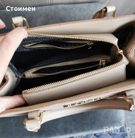 Жестока чанта, има дълга дръжка към нея, снимка 5 - Чанти - 48529806