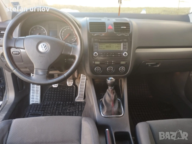 VW Golf 5 1.6 FSI, снимка 6 - Автомобили и джипове - 53615212