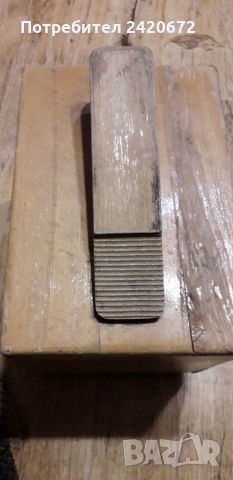 Стара "ваксаджийска" кутия, снимка 4 - Други ценни предмети - 36062023