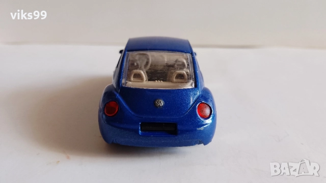 Bburago VOLKSWAGEN New Beetle MADE IN ITALY 1:43, снимка 4 - Колекции - 52800648