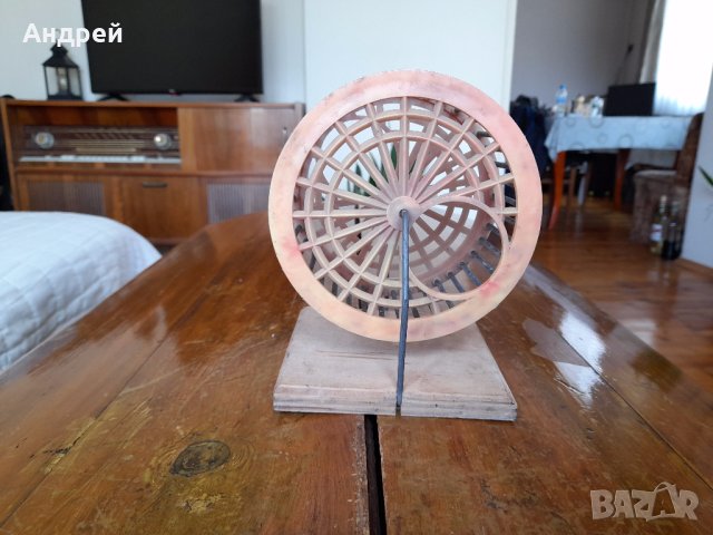 Стара въртележка за домашни любимци