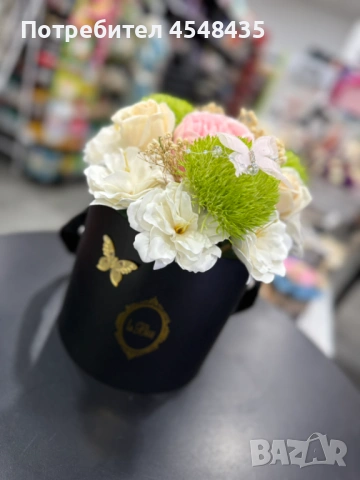 Подаръчни кутии, кошници и букети от изкуствени цветя, снимка 4 - Други - 53665069