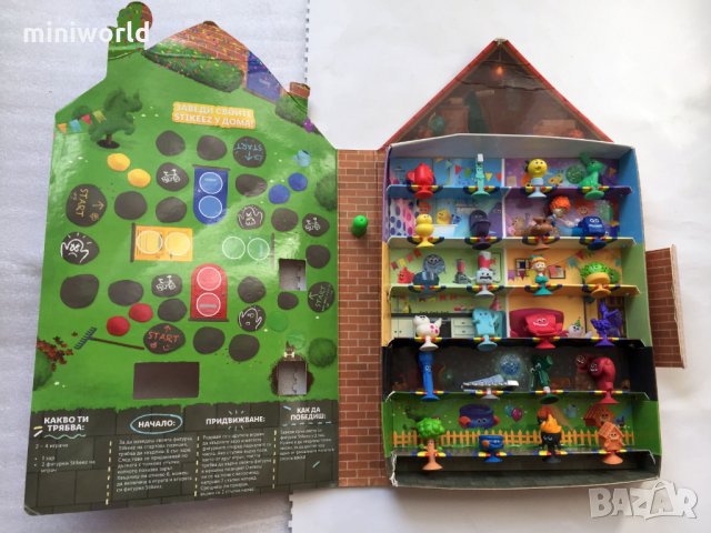 Албуми със стикита Подводницата, Къщичка и Футболистите , снимка 1