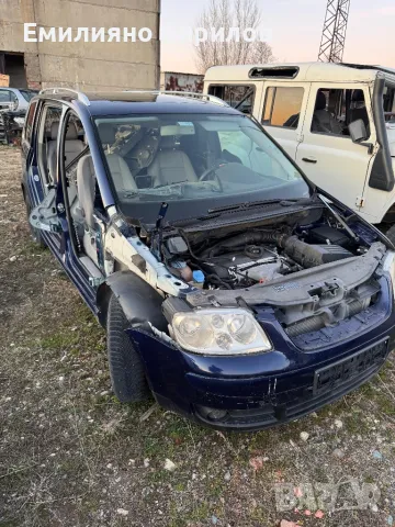 Голф туаран, снимка 4 - Автомобили и джипове - 49395904