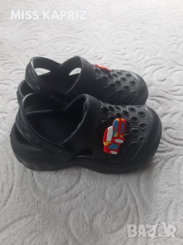 Сандали крокс за момче 27 номер, снимка 4 - Детски сандали и чехли - 42269636