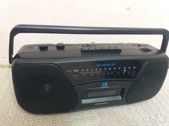 Радиокасетофон GRUNDIG RR 300., снимка 2 - Радиокасетофони, транзистори - 55975465