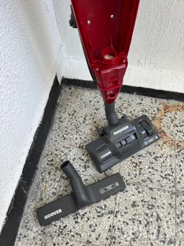 Вертикална Прахосмукачка с 10м Кабел Hoover Diva EVO DVE 01 BL 011 39400902, 750W!, снимка 2 - Прахосмукачки - 50099498