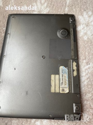 Toshiba , снимка 4 - Лаптопи за дома - 44224469