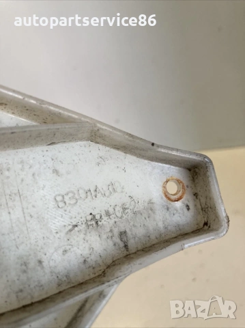 отпред Държач за скоба на преден десен фар за Peugeot 4007 2.2 HDI (2009) 8301A818, снимка 2 - Части - 53653190