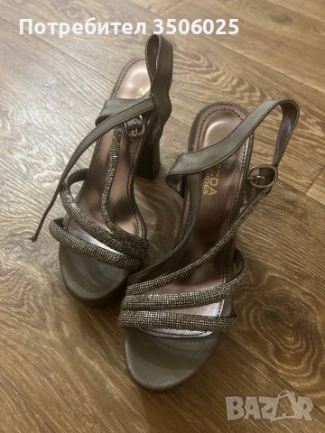 Продавам удобни токчета, снимка 2 - Дамски обувки на ток - 41968150