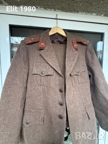 Продавам офицерски униформи от соца , снимка 7 - Аудио касети - 52456177