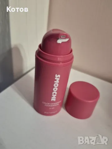 Фон дьо тен с адаптиращ се цвят Smooche, снимка 4 - Декоративна козметика - 56213202