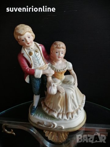 Стара декоративна статуетка 