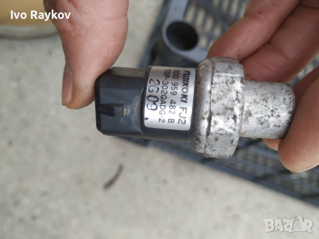 Датчик  налягането на климатика за VW PASSAT B5 , 8D0959482B, снимка 4 - Части - 52922311