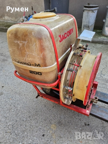 вентилаторна пръскачка, снимка 4 - Селскостопанска техника - 52080229