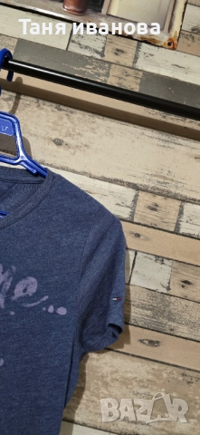 Tommy Hilfiger M-дамска тениска (х-413), снимка 5 - Тениски - 52394324