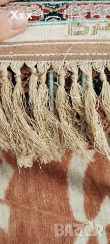 Ръчно тъкан копринен килим.Антика за ценители., снимка 9 - Килими - 53487927