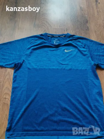 nike dri fit - страхотна мъжка тениска L ОТЛИЧНА, снимка 5 - Тениски - 55830016