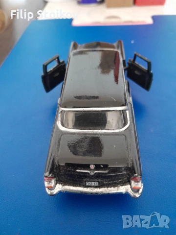 Чайка Газ 13, снимка 2 - Коли, камиони, мотори, писти - 53685705