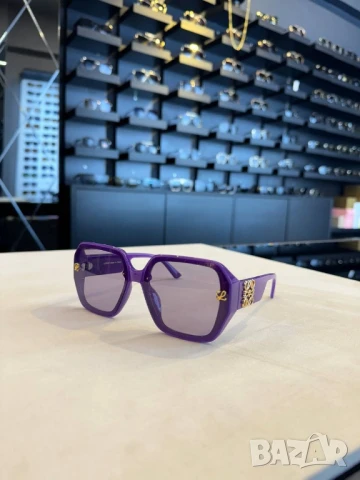 очила с калъф, кутия и ув защита loewe fendi burberry , снимка 5 - Слънчеви и диоптрични очила - 51337663