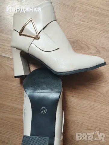 Лот 15€ дамски боти екрю и дамско сако H&M, снимка 4 - Сака - 55724747
