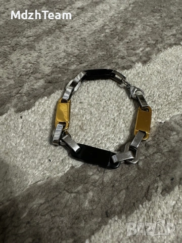 Мъжки гривни