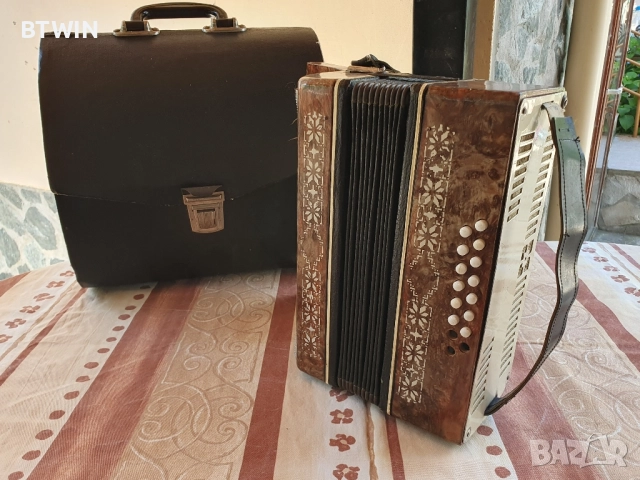 Ретро - Акордеон Малыш Ц2ЗР50 – СССР !, снимка 6 - Акордеони - 51784478