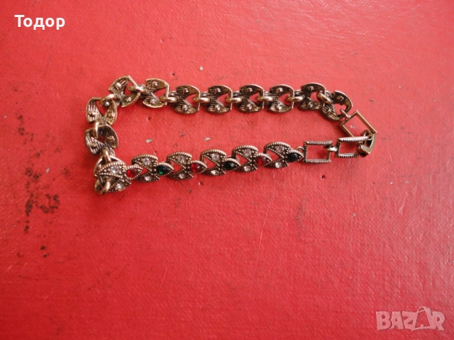 Позлатена гривна с камъни 3, снимка 6 - Гривни - 52661607