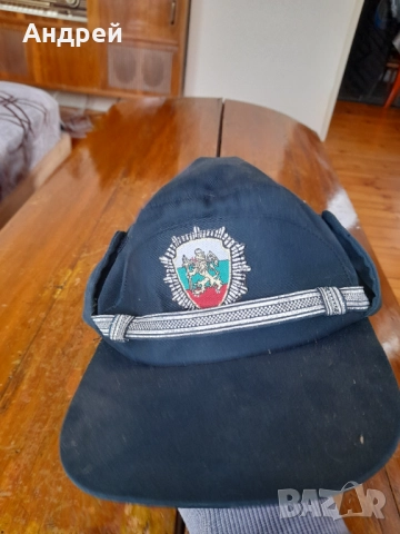 Шапка МВР, снимка 2 - Антикварни и старинни предмети - 52122662