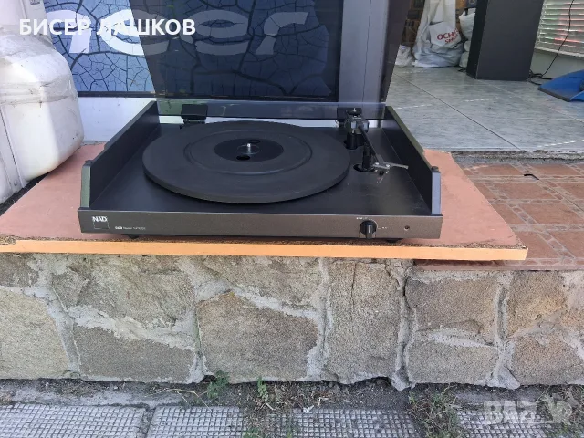 NAD 5120 грамофон