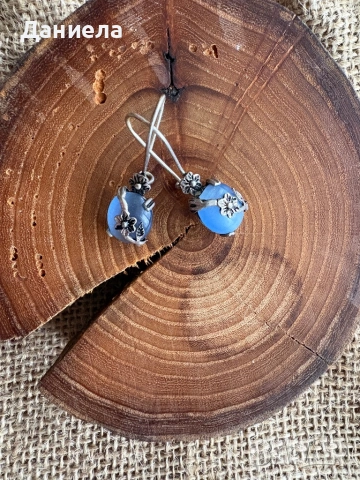 Сребърни обеци със сини камъни