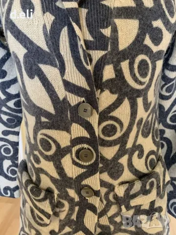 FFC Size M Кашмир и Вълна Страхотна жилетка, снимка 3 - Жилетки - 48162314