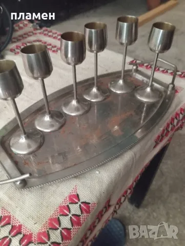 Продавам старинни чашки за ликьор 