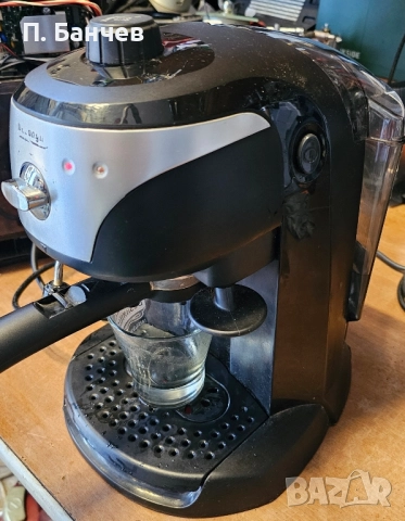 Кафемашина Delongi , снимка 2 - Кафемашини - 51791397