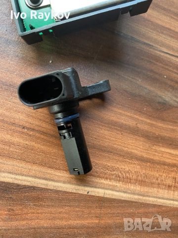 Температурен датчик гориво Mercedes-Benz , 000 159 33 04 , 0001593304, снимка 2 - Части - 51707943