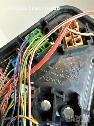 Кутия за предпазители за Volkswagen Touareg 3.0 TDI (2009) 7L0937615G, снимка 3 - Части - 53810686