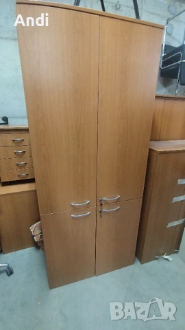 Двукрил гардероб с четири врати - Офис шкаф с рафтове 86/42/205 см