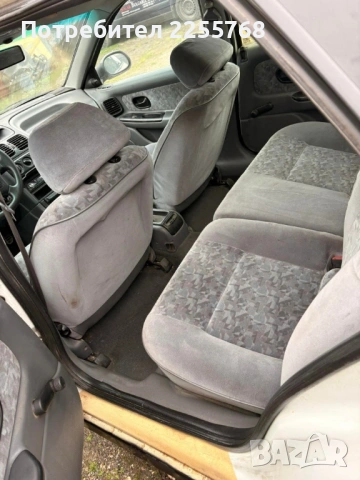 Renault Laguna 2.0/Газ, снимка 9 - Автомобили и джипове - 53444098