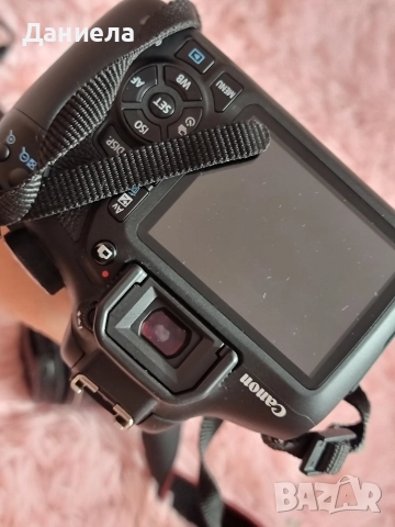 Canon EOS 1300D + обектив 100-200mm, снимка 3 - Фотоапарати - 52732584