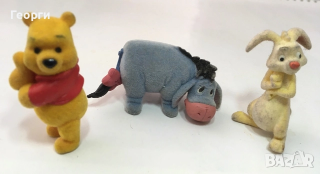 Фигурки на Мечо Пух, Йори и Заекът от Италия.