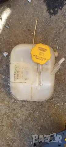 Казанче антифриз Opel Astra H, снимка 2 - Части - 49515103