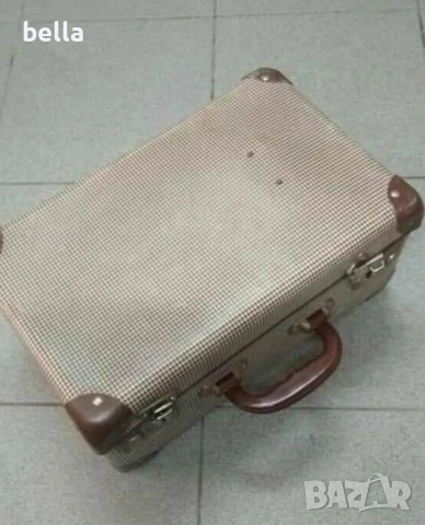 Един от първите слайд проектори-Paximat от Карл Браун,Германия,-50 те годиини,работещ,с куфар , снимка 7 - Антикварни и старинни предмети - 52463215