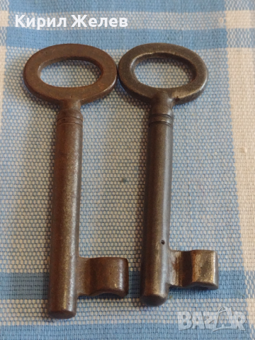 Два стари ключа от соца за брава за КОЛЕКЦИЯ ДЕКОРАЦИЯ БИТОВ КЪТ 41015