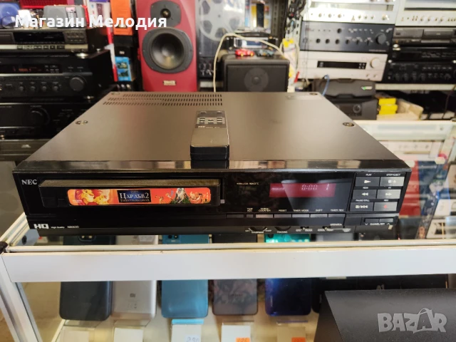 Видео NEC N9053C с оригинално дистанционно. Много добро техническо състояние и външен вид., снимка 2 - Плейъри, домашно кино, прожектори - 50863182