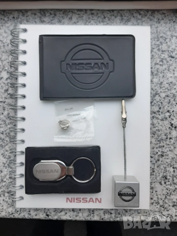 NISSAN ключодържател органайзер значка тефтер щипка чаша, снимка 10 - Аксесоари и консумативи - 52313688