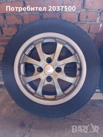Джанти с гуми за Тойота Ярис, снимка 3 - Гуми и джанти - 53581269