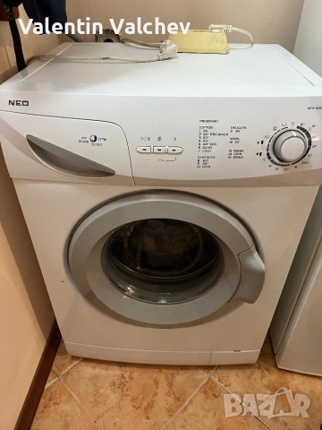 Продавам пералня NEO