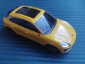 Porsche Macan Turbo - оригинална играчка кола, снимка 1